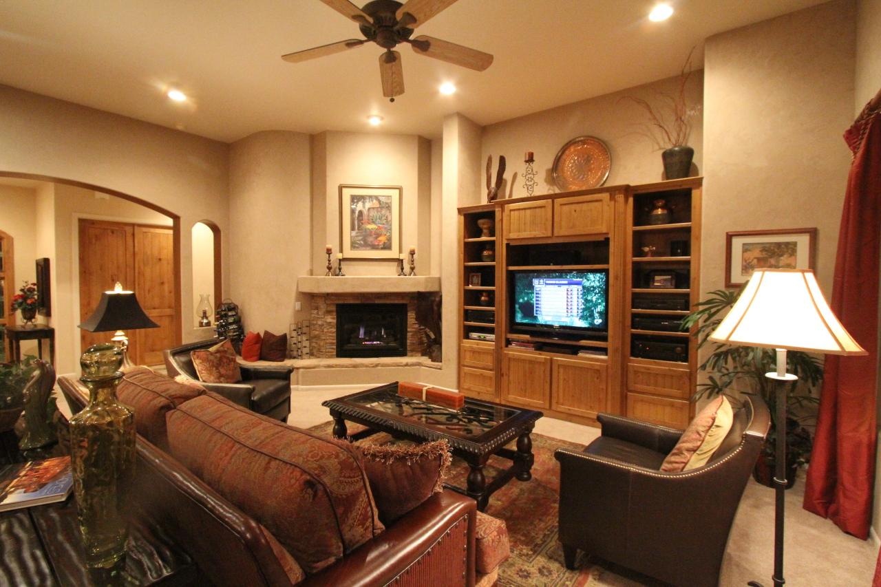 3451 E Dover St., Mesa, AZ 85213