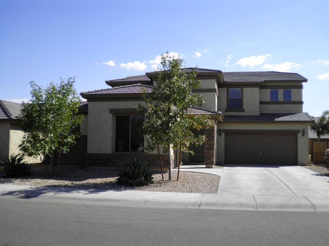 1479 E Douglas St., Casa Grande, AZ 85122