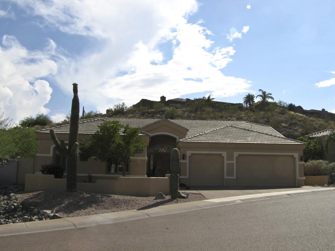 829 E Cathedral Rock Dr., Phoenix, AZ 85048