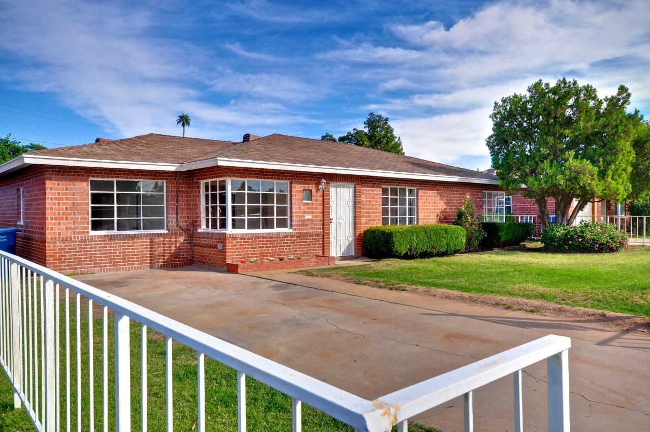 2524 E Monterosa St., Phoenix, AZ 85016