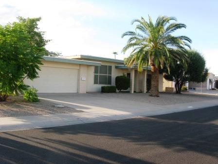 16218 N Meadow Park Dr., Sun City, AZ 85351