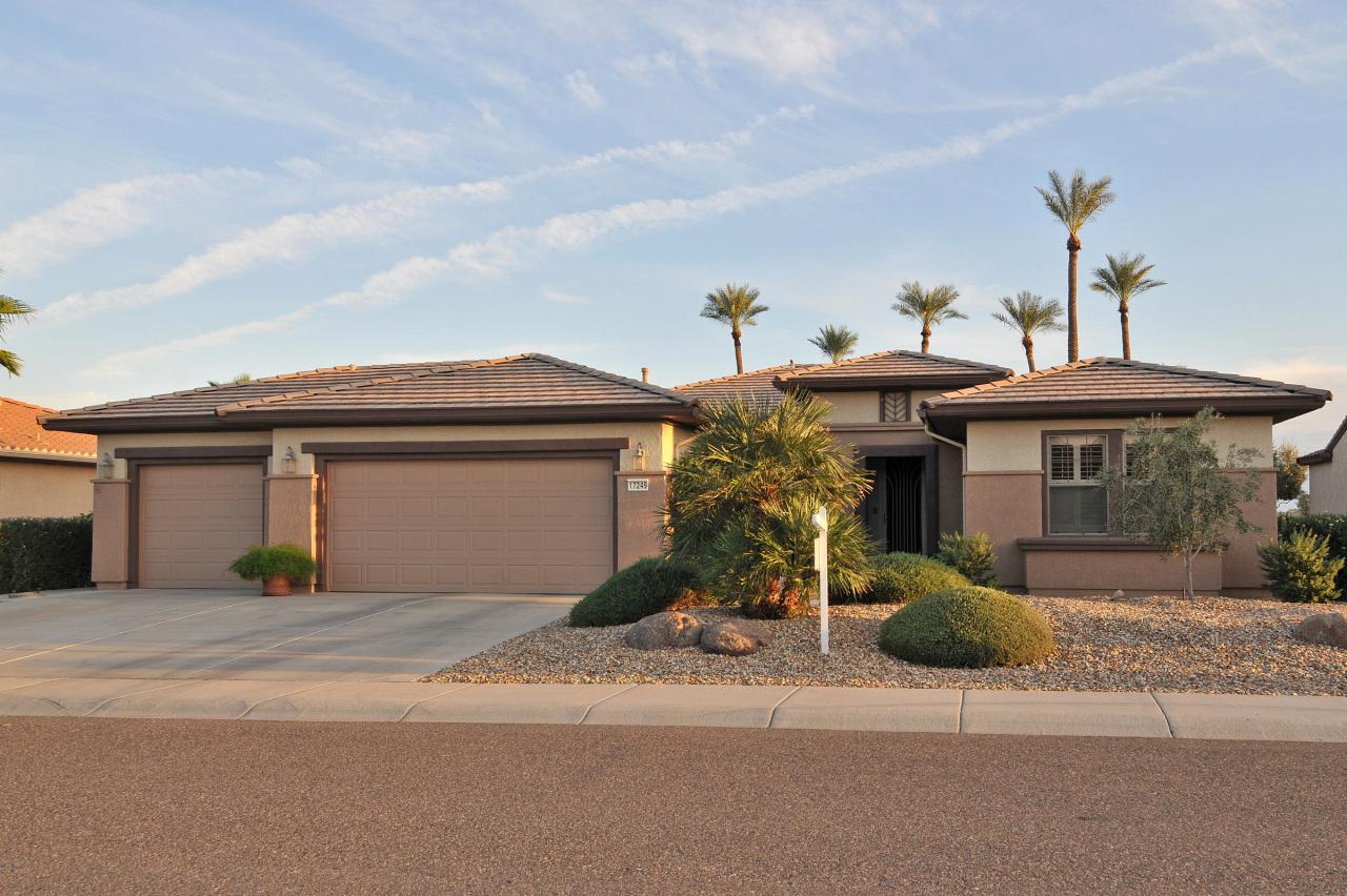 17249 W Monarch Way, Surprise, AZ 85387