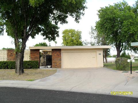 10318 W Garnette Dr., Sun City, AZ 85373