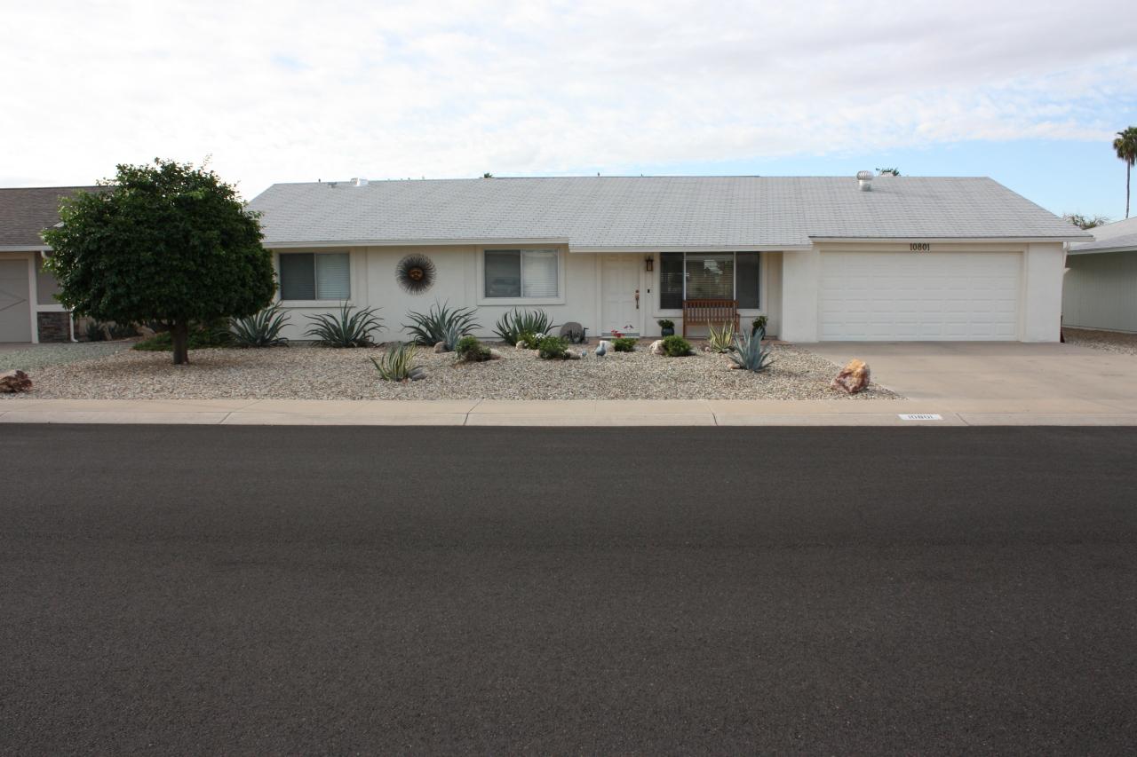 10801 W Willowbrook Dr., Sun City, AZ 85373