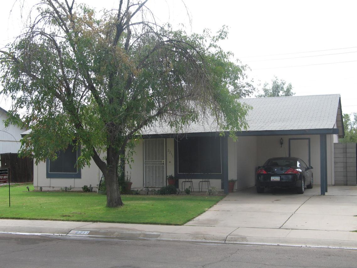 2211 W Bentrup St., Chandler, AZ 85224
