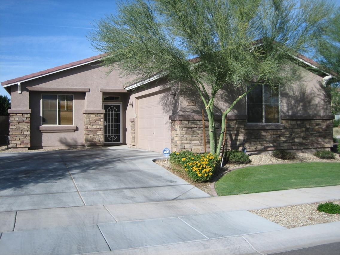 17626 Cavedale Dr., Surprise, AZ 85387