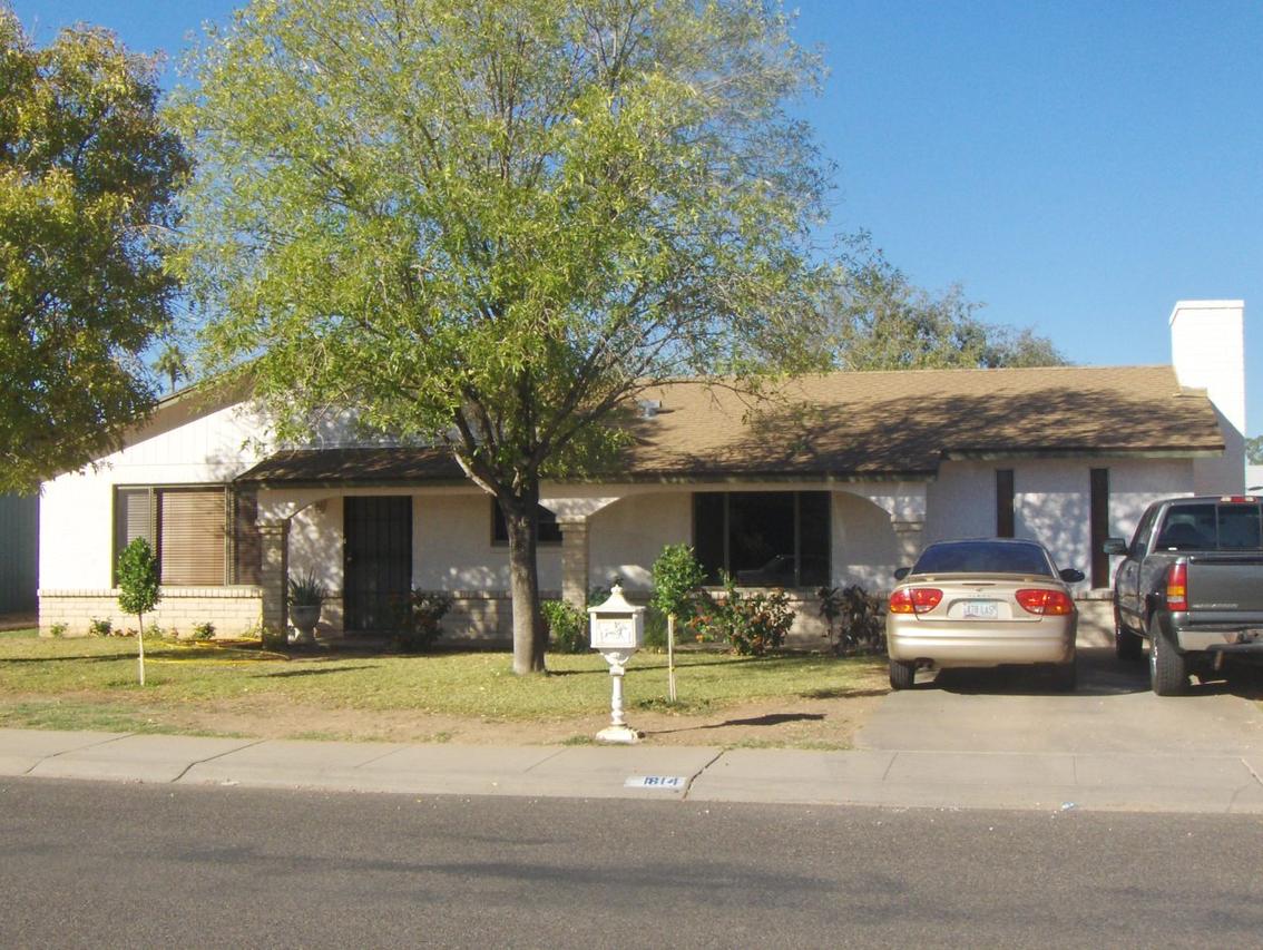 1814 N 54 Ln., Phoenix, AZ 85035