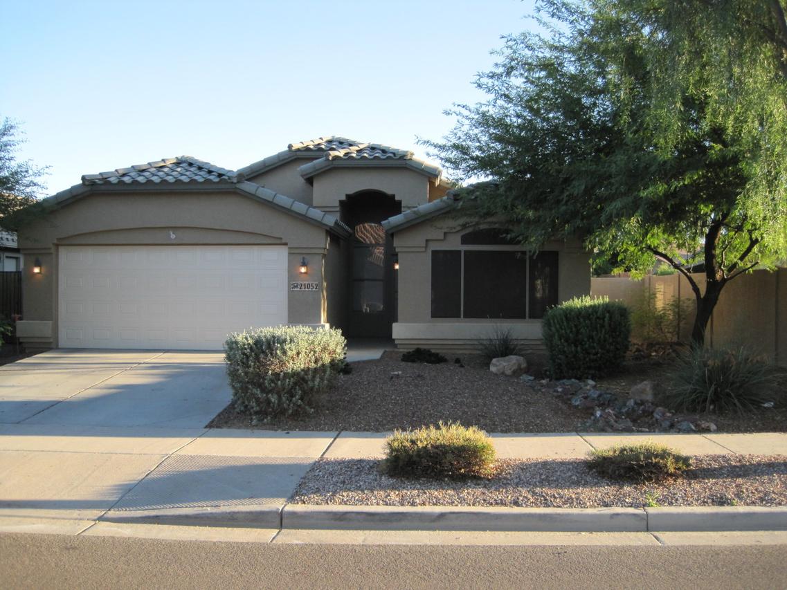 21052 E Calle De Flores St., Queen Creek, AZ 85142