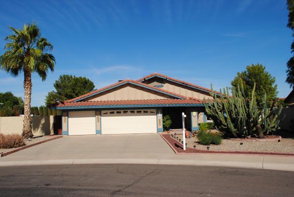 7726 W Cameron Dr., Peoria, AZ 85345