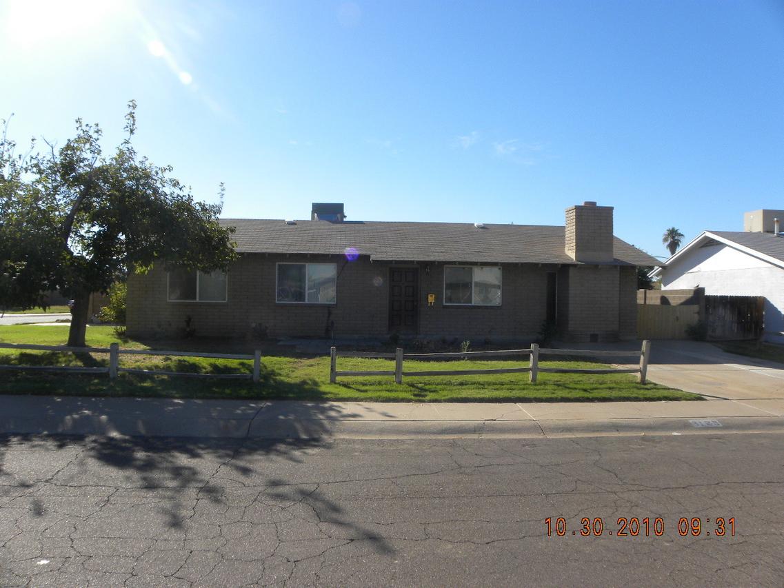 3125 W Wood Dr., Phoenix, AZ 85029