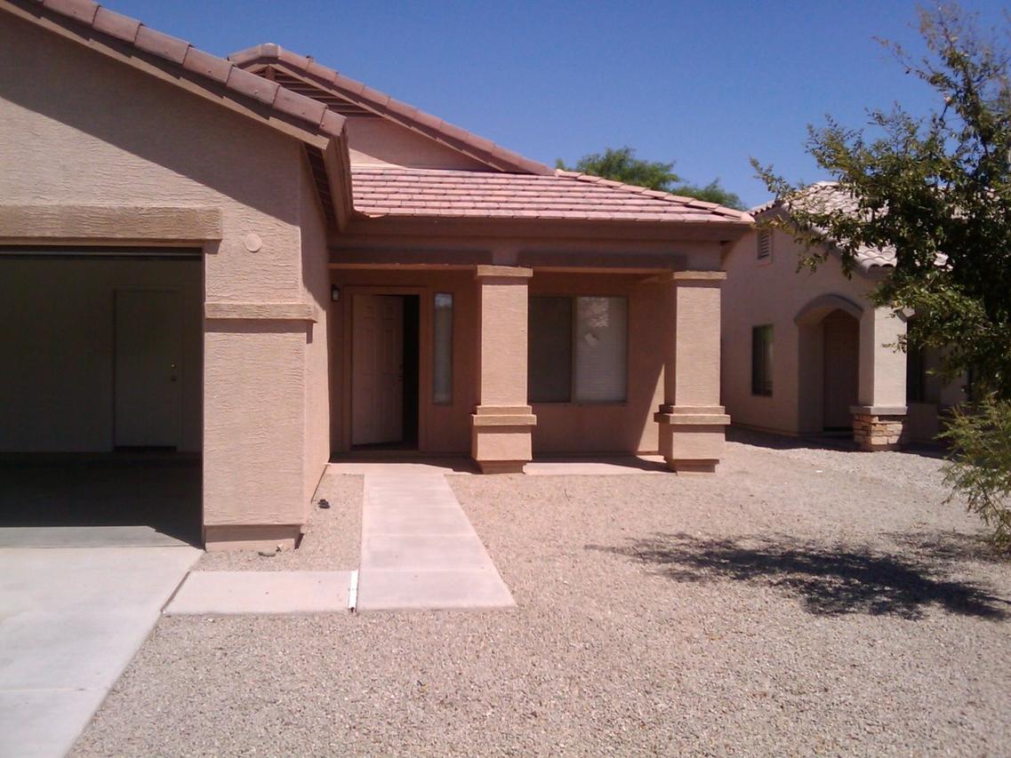 1013 S 6th Ave., Avondale, AZ 85323