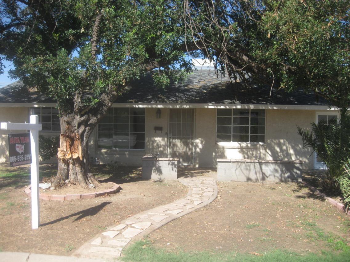 2812 W Rose Ln., Phoenix, AZ 85017