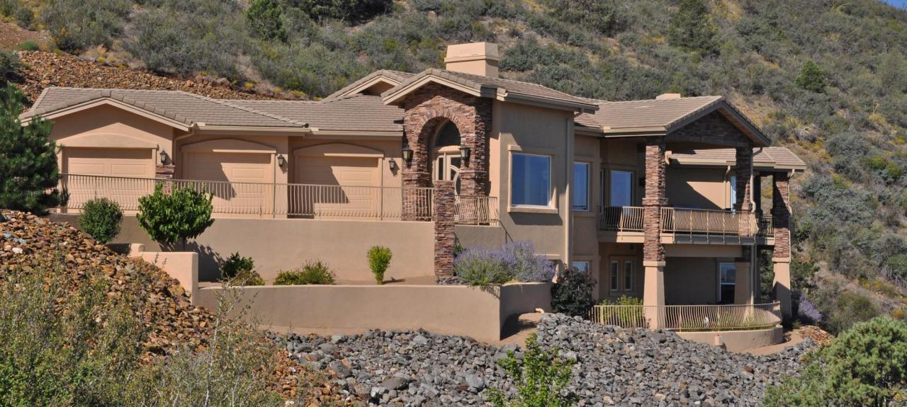 2700 SW Whispering Way Cir., Prescott, AZ 86303