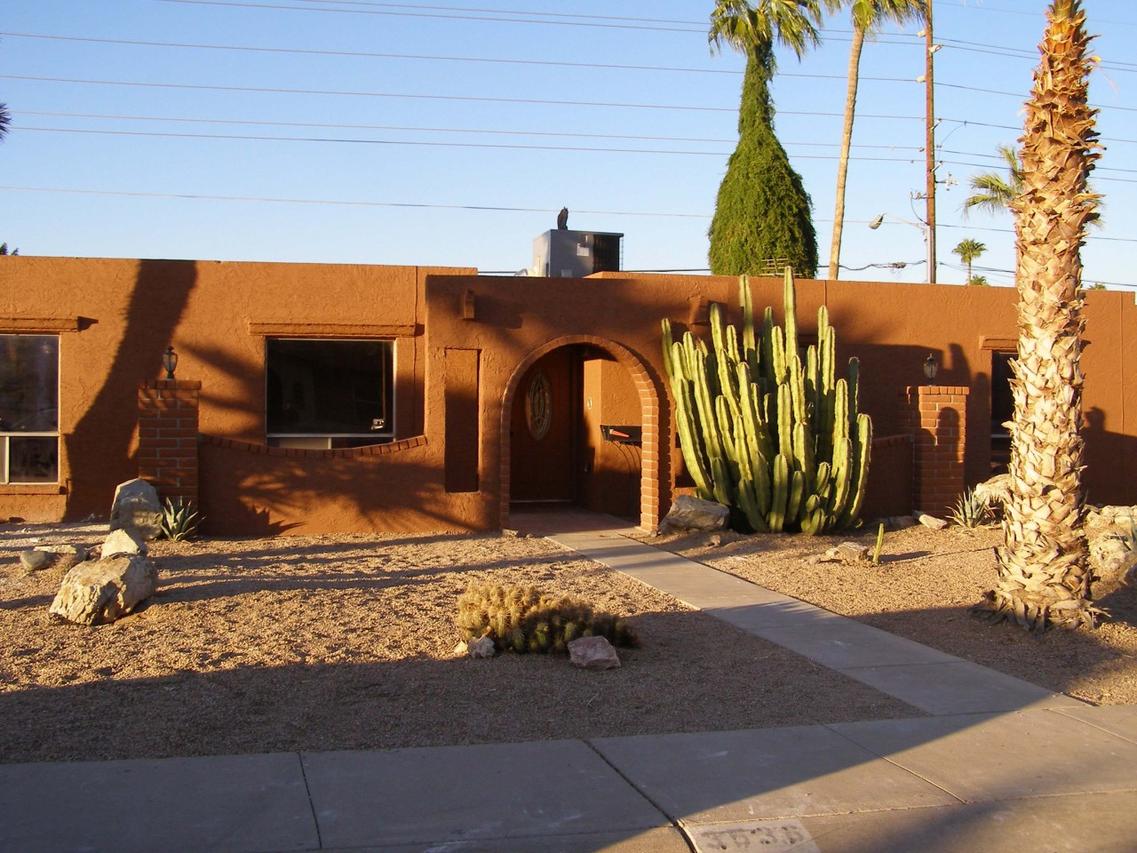 3536 E Cannon Dr., Phoenix, AZ 85028