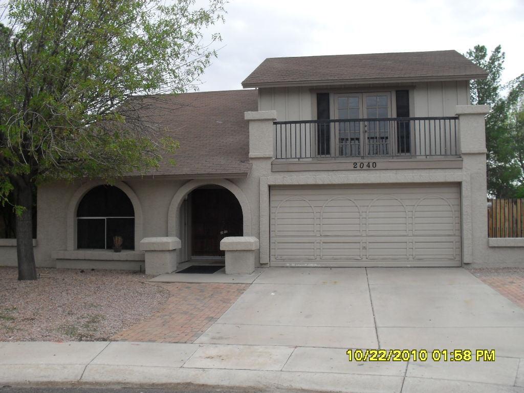 2040 S Henkel Cir., Mesa, AZ 85202