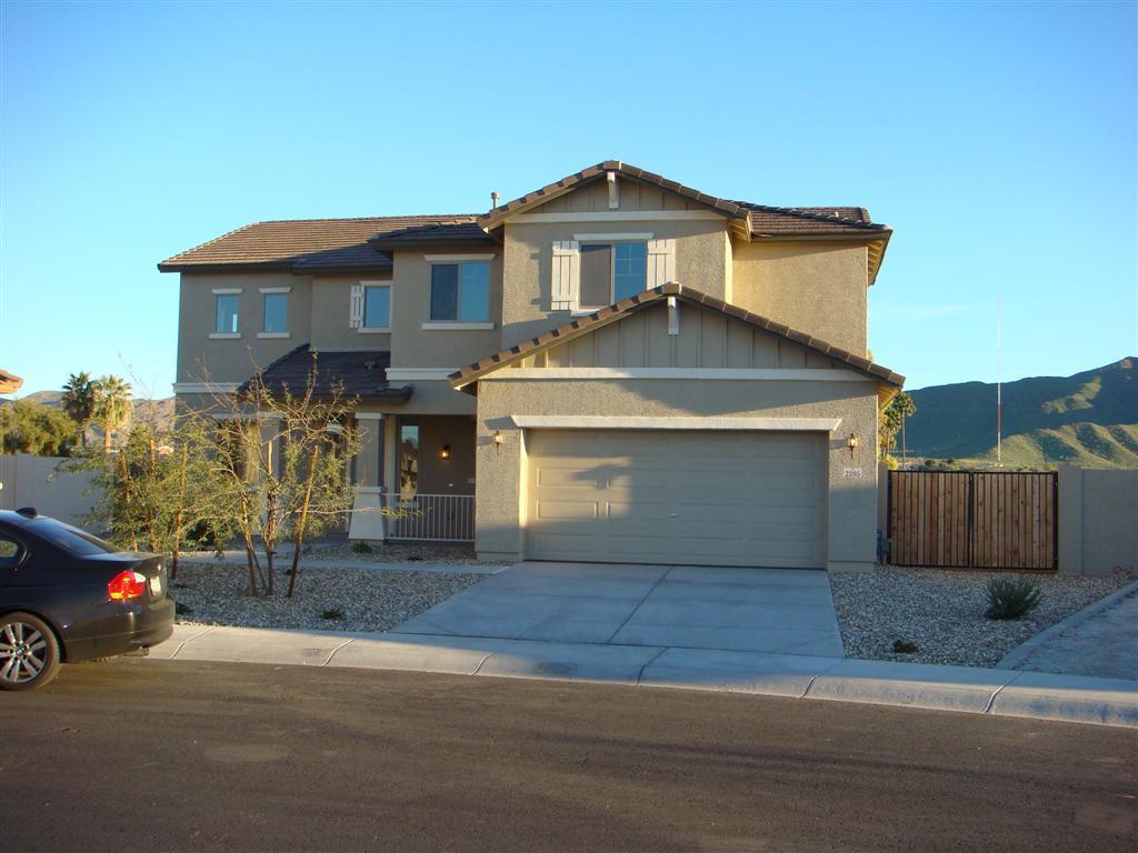 2205 W Magdalena Ln., Phoenix, AZ 85041