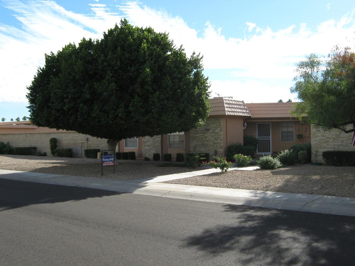 10549 W Ocotillo Dr., Sun City, AZ 85373