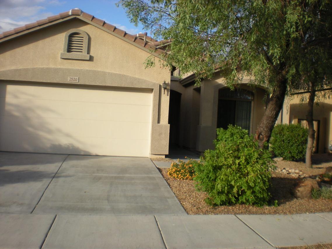 2520 W Amber Sun Dr., Phoenix, AZ 85085