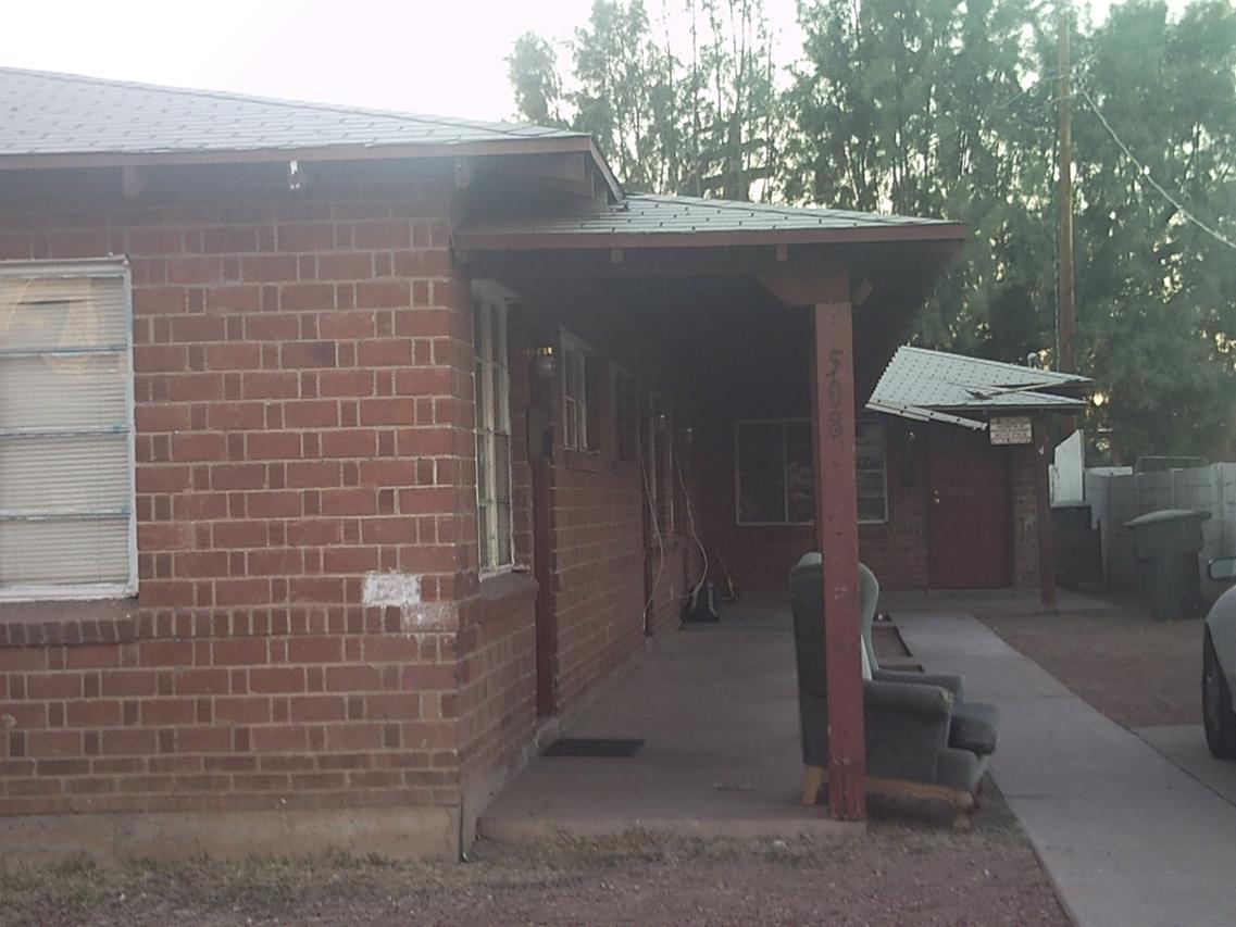 508 N 9th Ave., Phoenix, AZ 85007