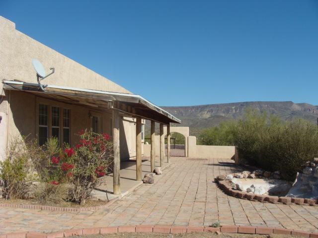 48914 N 7th Ave., New River, AZ 85087