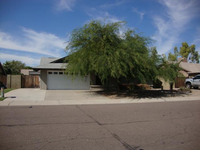 10256 N 65th Ave., Glendale, AZ 85302