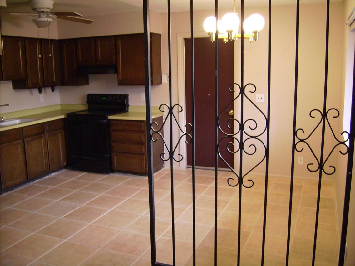 587 N Central Dr., Chandler, AZ 85224