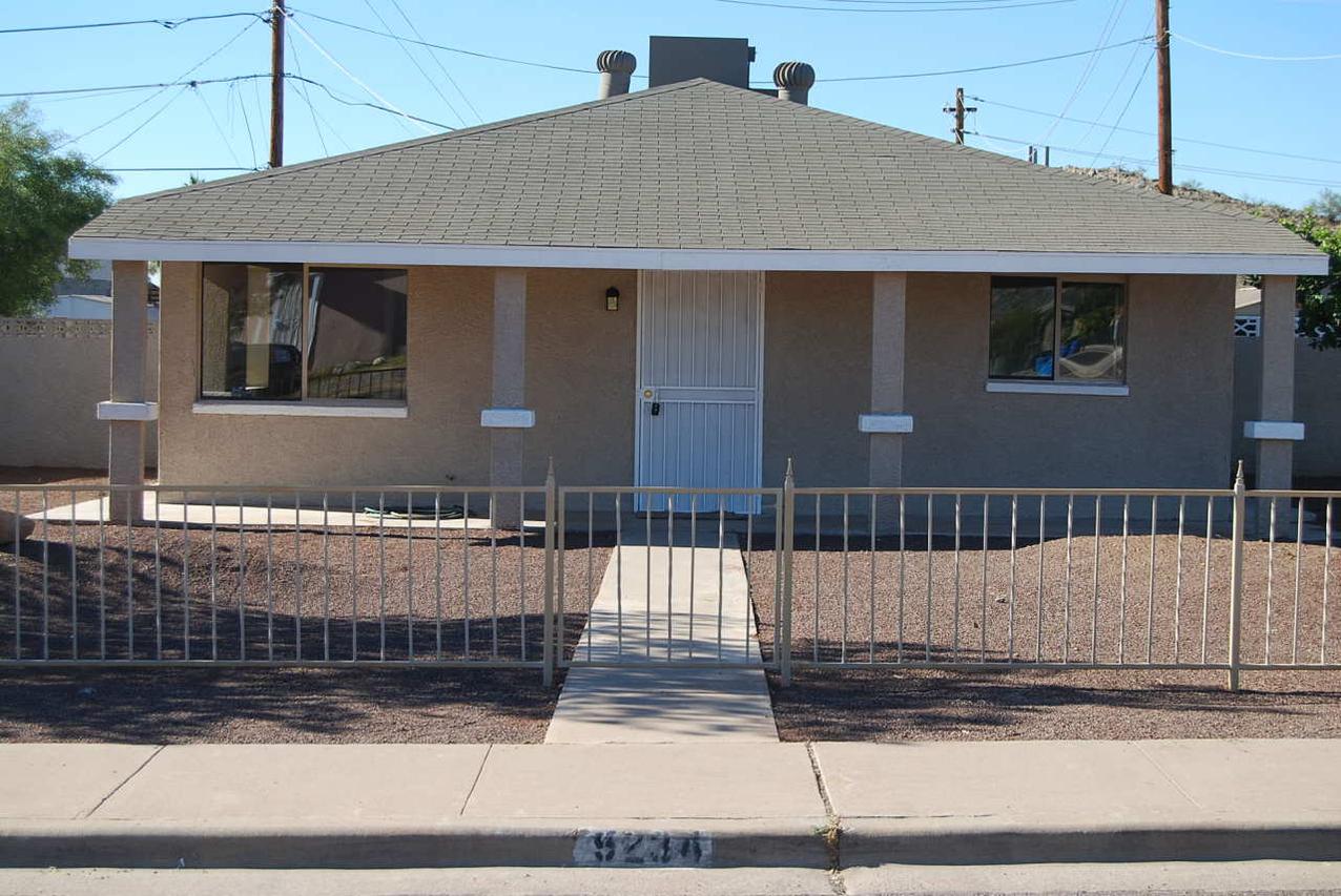 9234 N 2nd Ave., Phoenix, AZ 85021