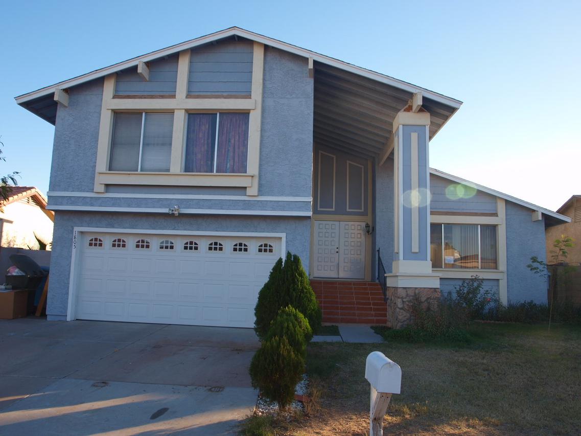 1805 E Saint Catherine Ave., Phoenix, AZ 85042