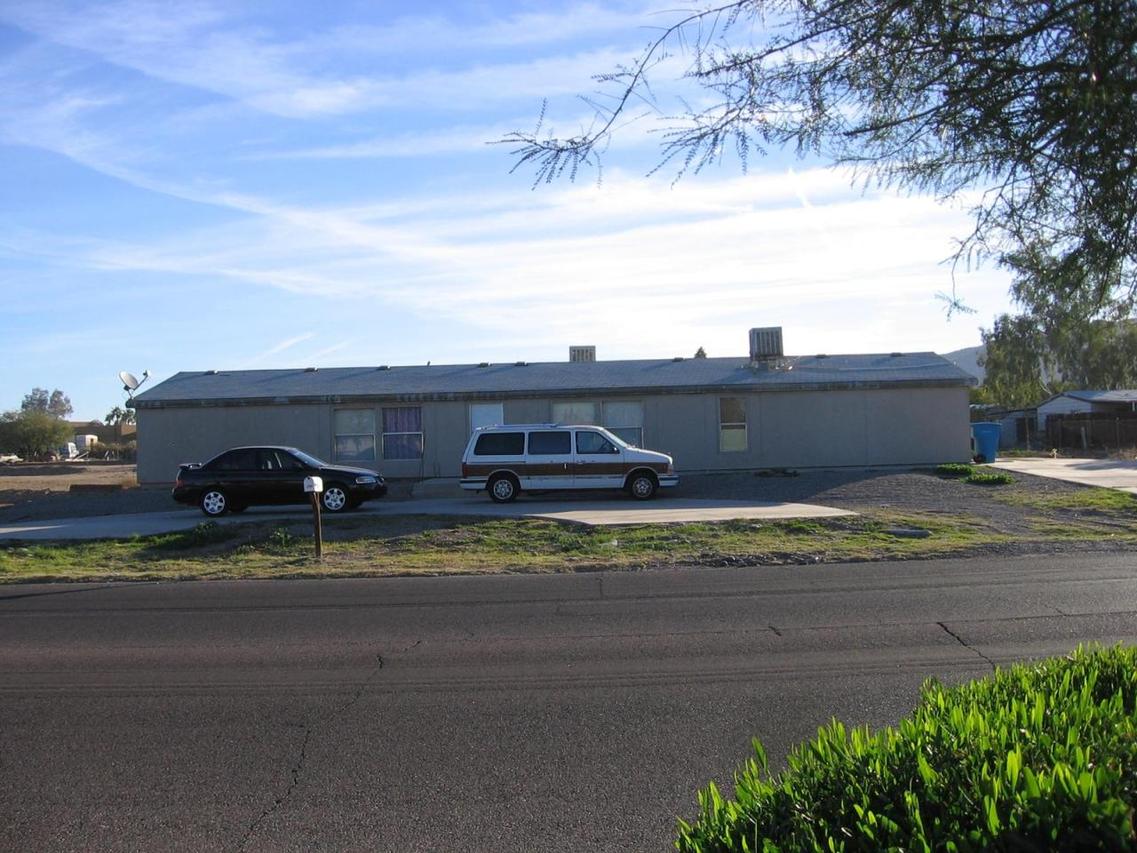 9247 S 15th Ave., Phoenix, AZ 85041