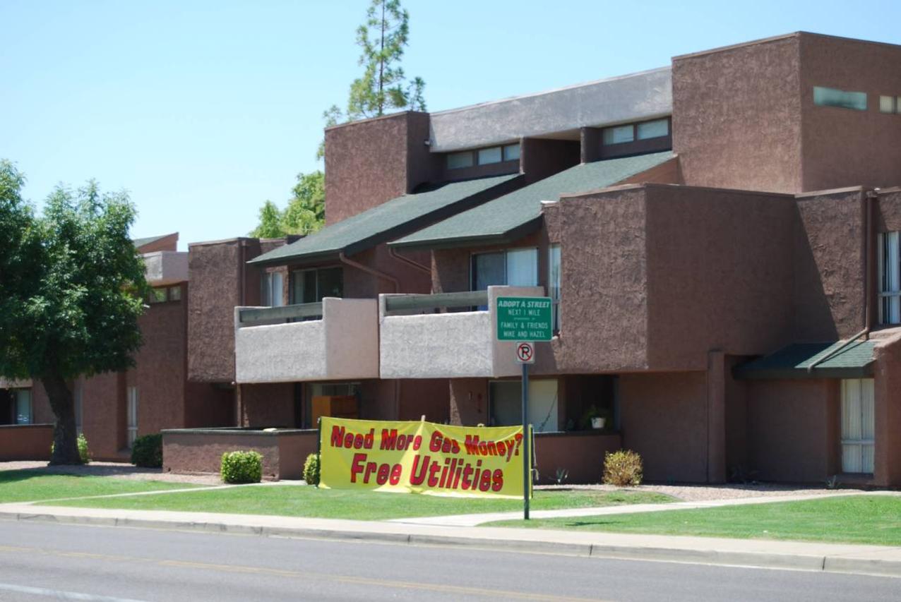 1609 W Glendale Ave. #125-127, Phoenix, AZ 85021