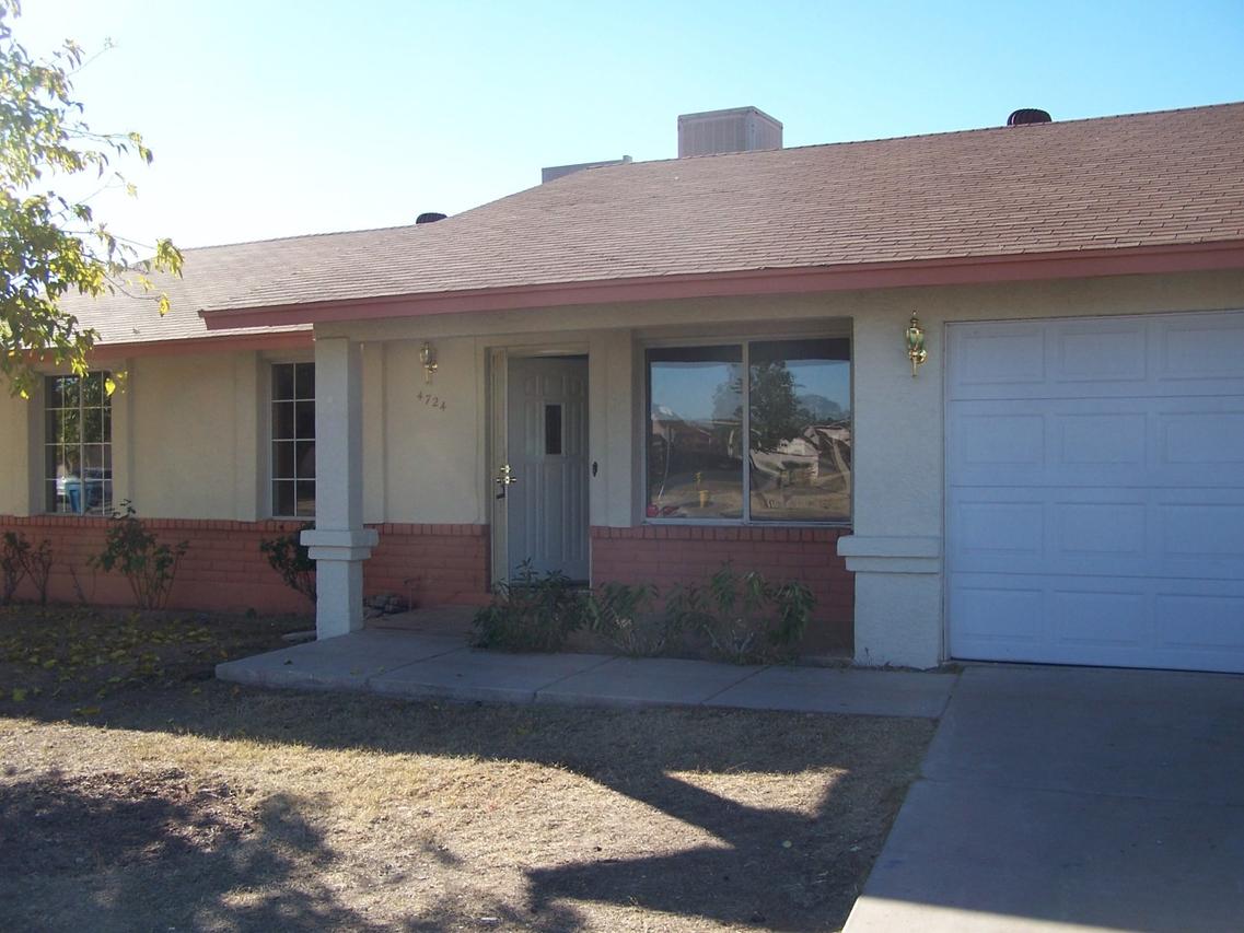 4724 N 87th Ave., Phoenix, AZ 85037