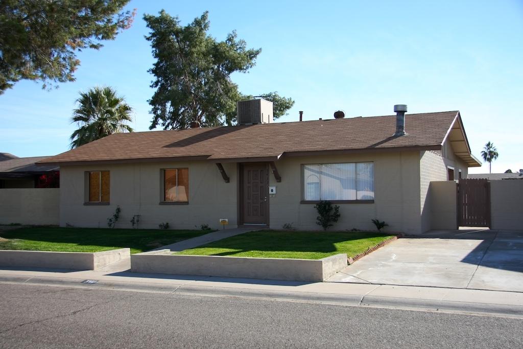 3433 W Mandalay Ln., Phoenix, AZ 85053