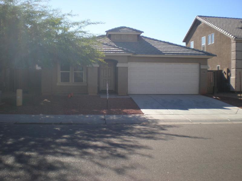 9209 W Cordes Rd., Tolleson, AZ 85353