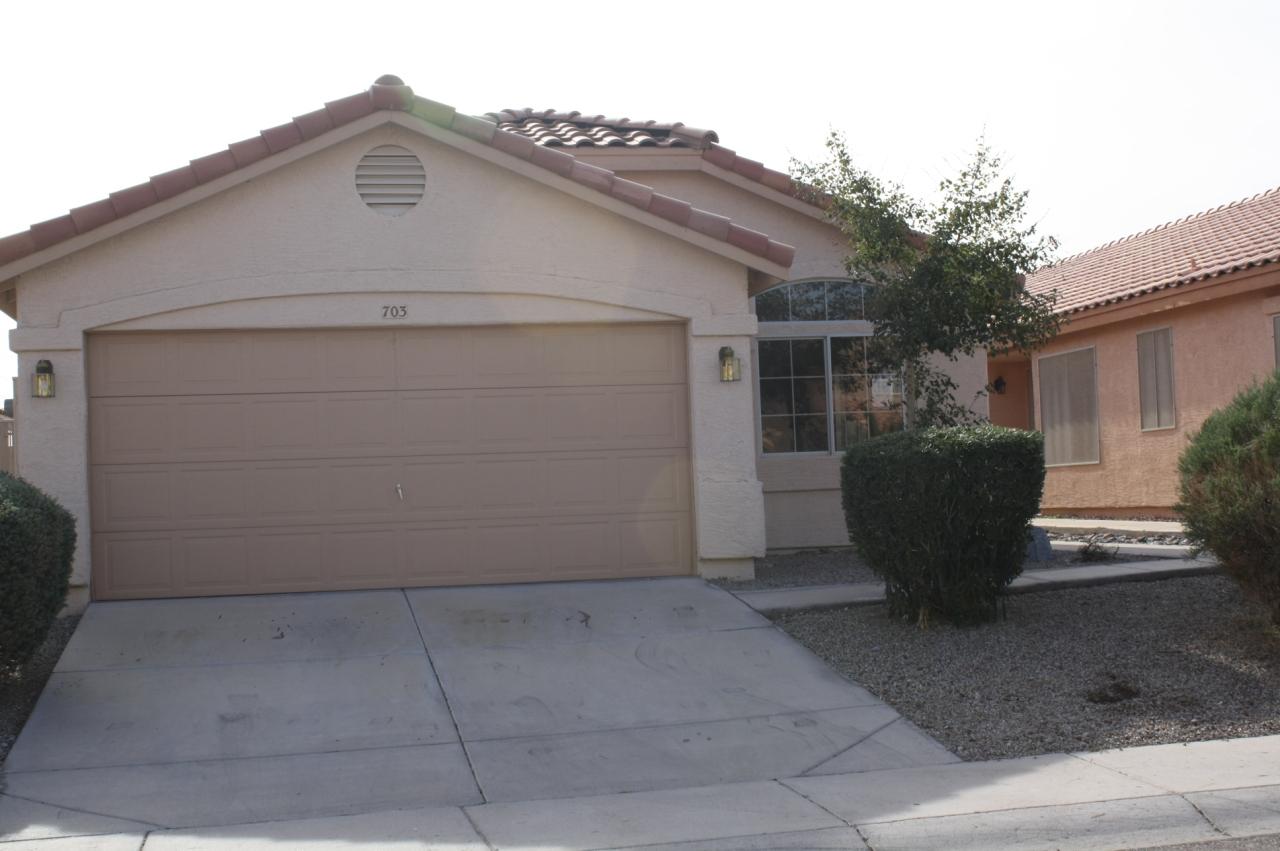 703 E Glenhaven Dr., Phoenix, AZ 85048