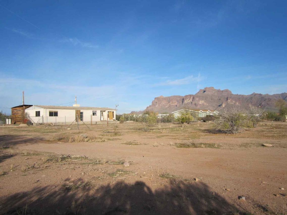 2126 E 2nd Ave., Apache Junction, AZ 85119