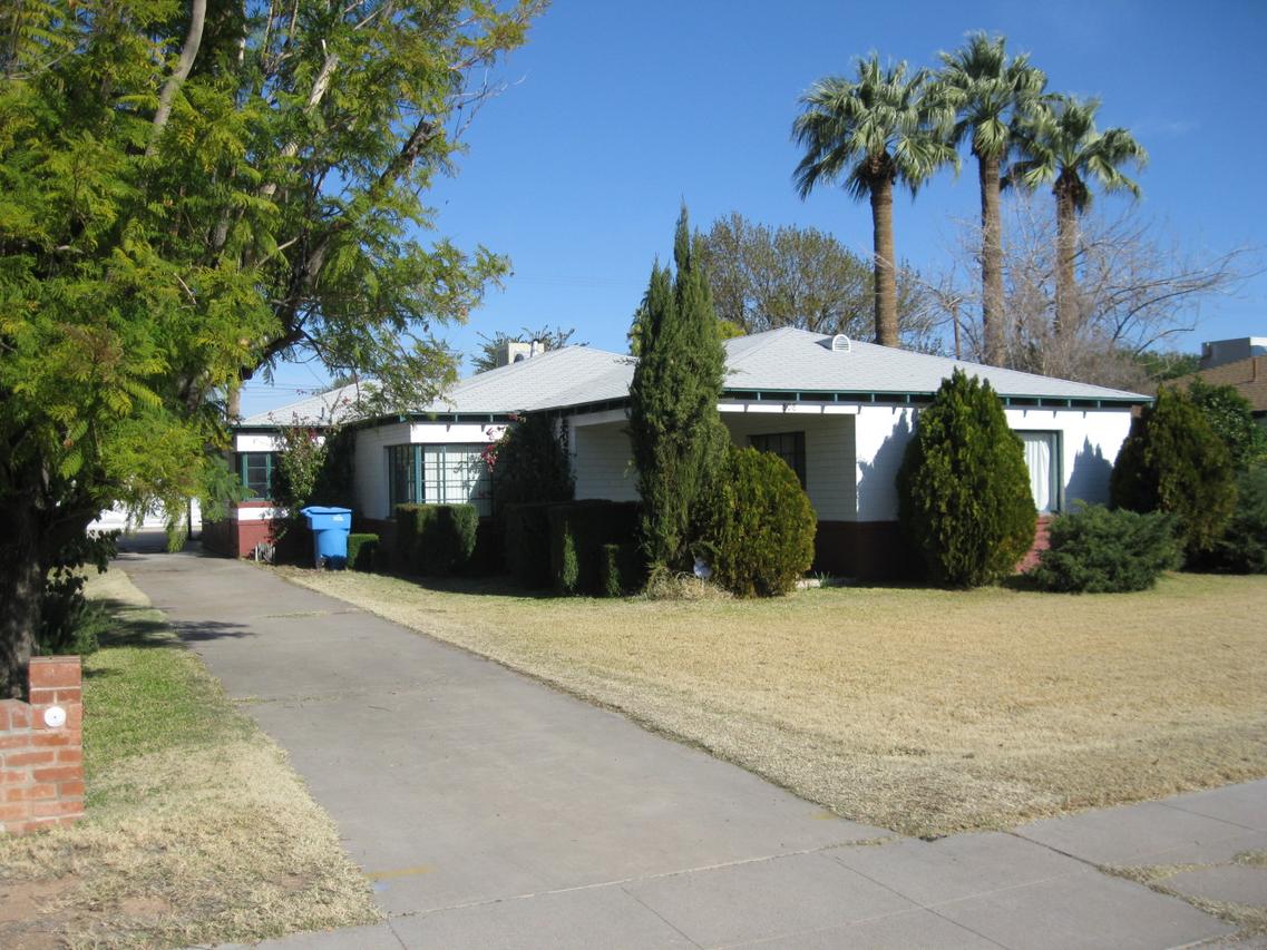 808 W Avalon Dr., Phoenix, AZ 85013