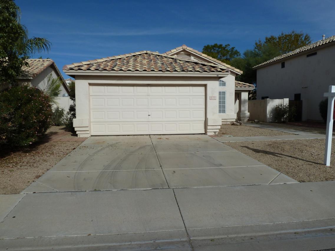 6918 W Via Del Sol Dr., Glendale, AZ 85310