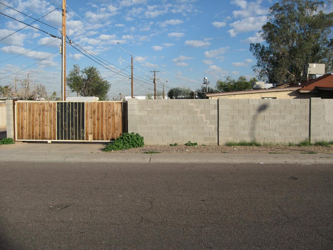 2830 W Indian School Rd., Phoenix, AZ 85017