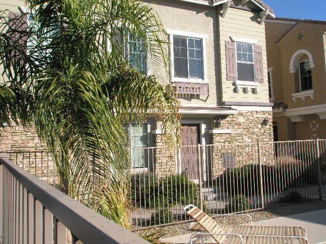 945 W Aspen Way, Gilbert, AZ 85233