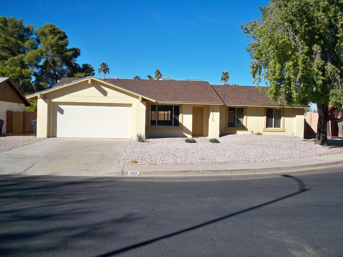 2516 W Obispo Cir., Mesa, AZ 85202