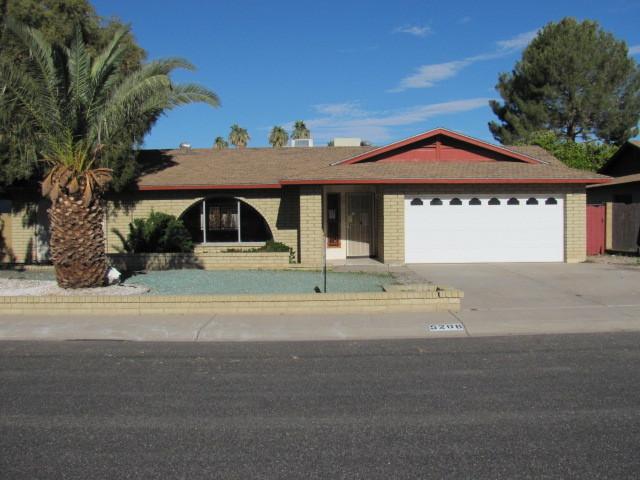 5208 W Royal Palm Rd., Glendale, AZ 85302