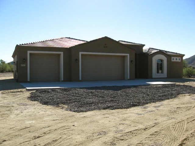 43425 N 14 St., New River, AZ 85087
