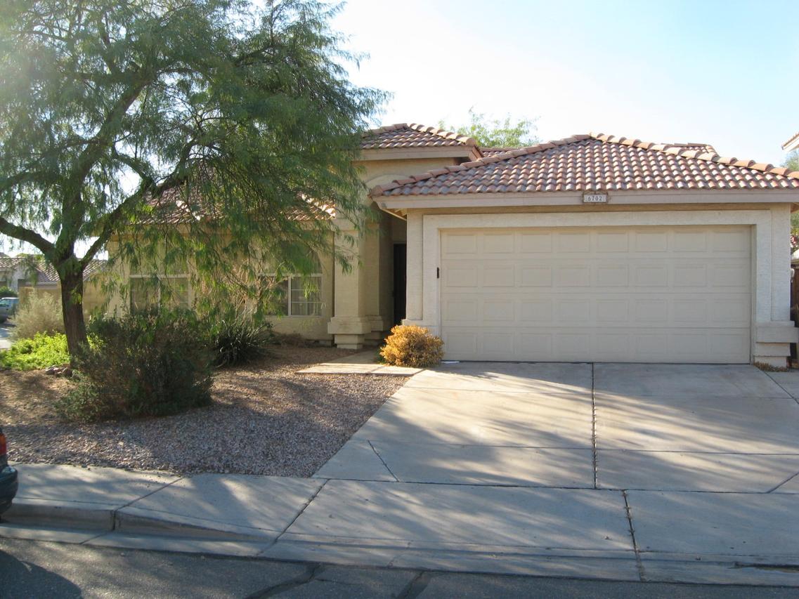 6702 N 77th Dr., Glendale, AZ 85303