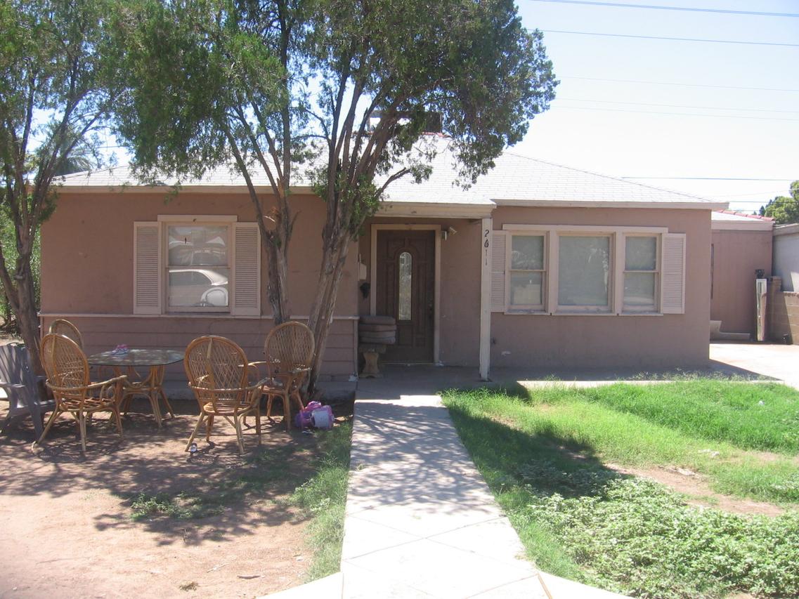 2611 W Luke Ave., Phoenix, AZ 85017