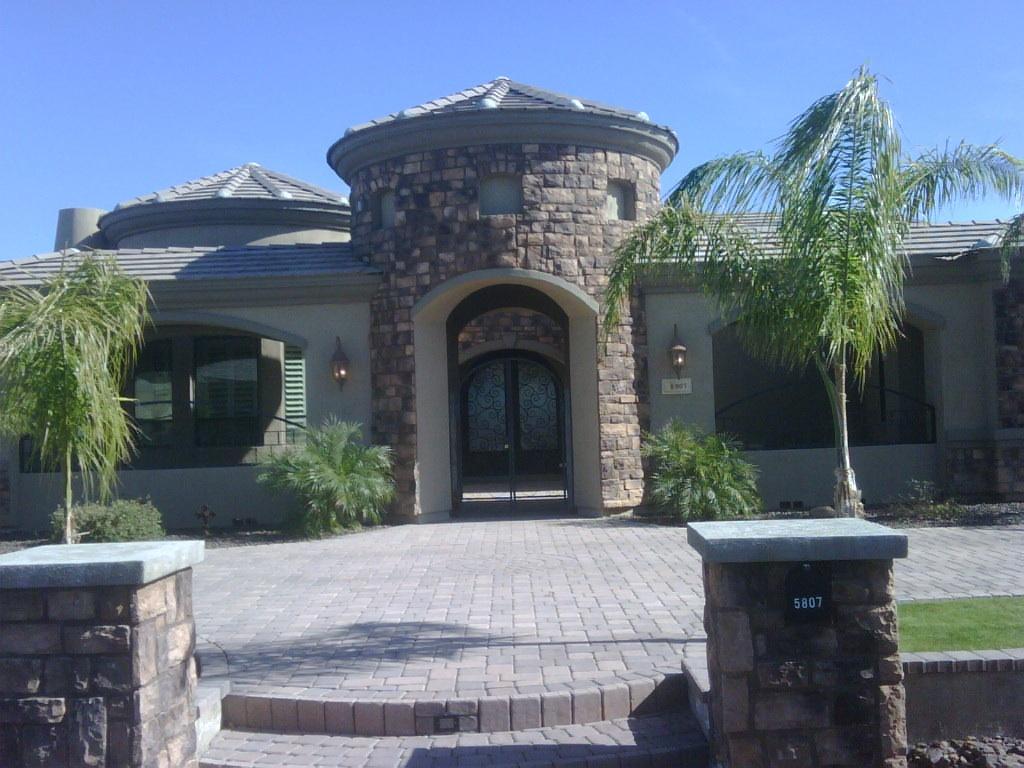 5807 N Dannys Ct., Litchfield Park, AZ 85340