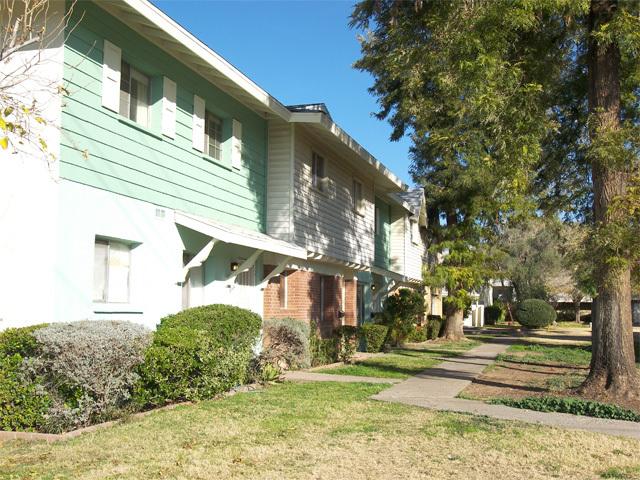 6551 N 44th Ave., Glendale, AZ 85301