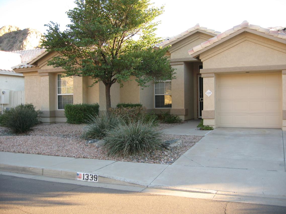 1339 E Dry Creek Rd., Phoenix, AZ 85048