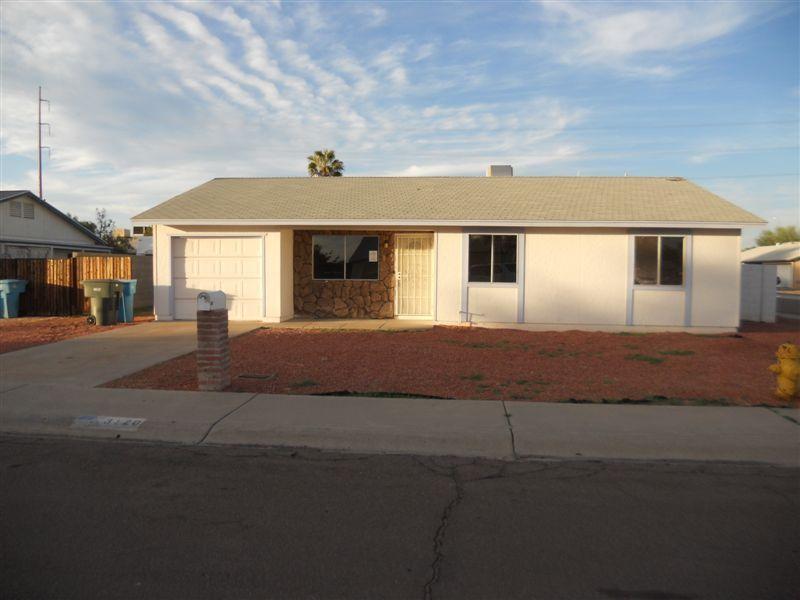 3120 W Wagoner Rd., Phoenix, AZ 85053