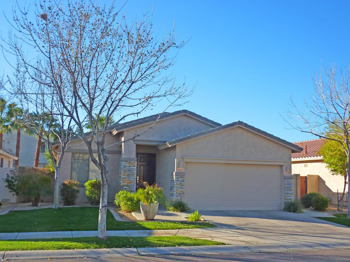 2423 E Glass Ln., Phoenix, AZ 85042