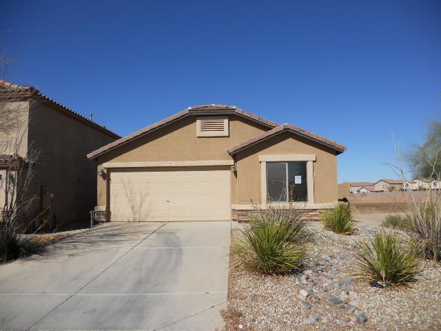 3936 E Rock Dr., San Tan Valley, AZ 85143